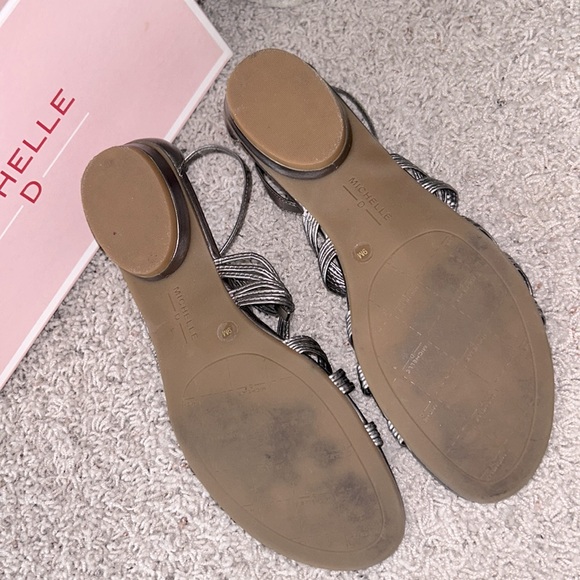 MICHELLE D. Silver Strappy SANDALS💝Pretty & Dressy Size 9 Comes w/Original Box - Picture 10 of 15